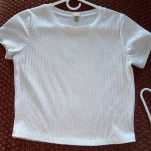 Cropped tee